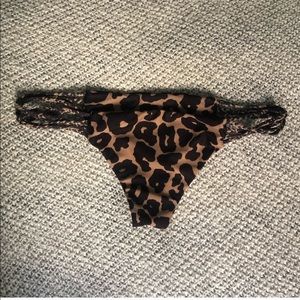 Gypsy bottom stone fox swim